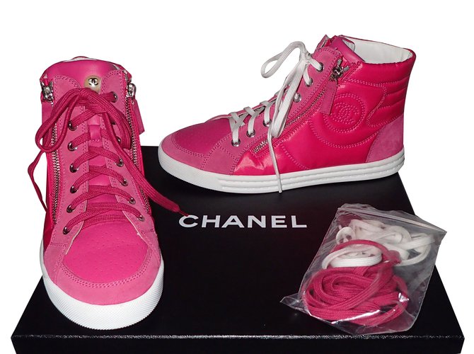 Chanel Sneakers Pink Leather Cloth Deerskin  ref.61452