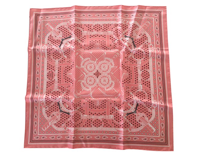 Hermès Silk scarves Pink  ref.61458