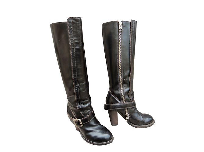 Botas Chloé de charol mate negro