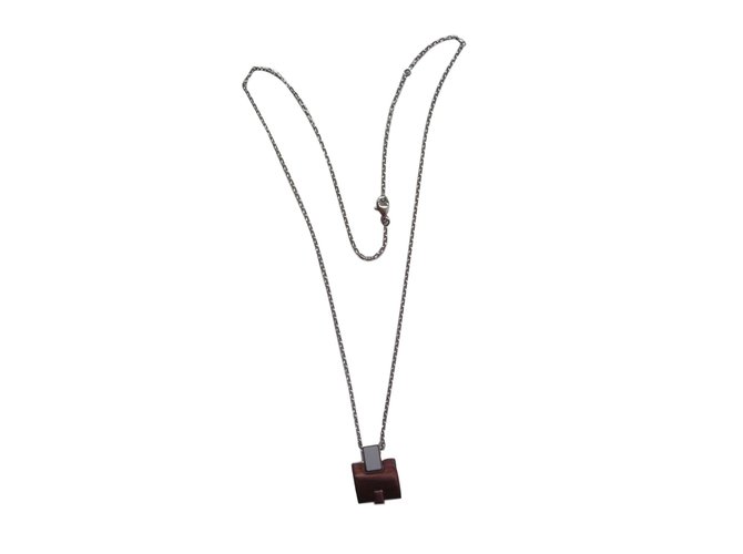 Hermès Pendant necklaces Silvery Steel  ref.61743
