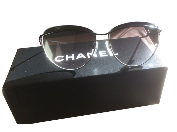 Chanel Sonnenbrille Schwarz Metall  ref.61865