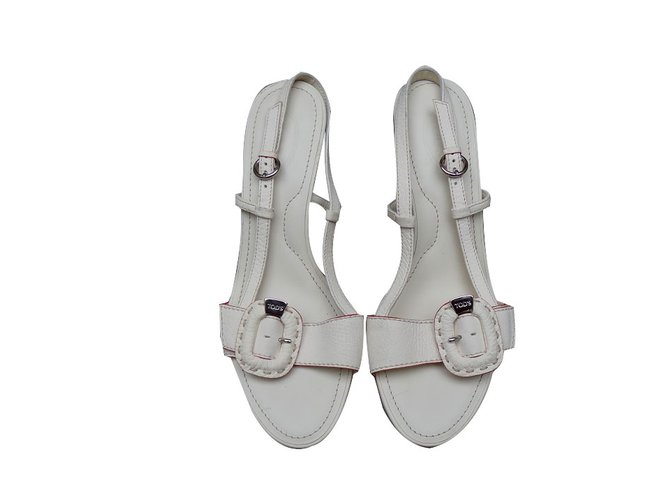 Tod's Sandals Cream Leather  ref.61904