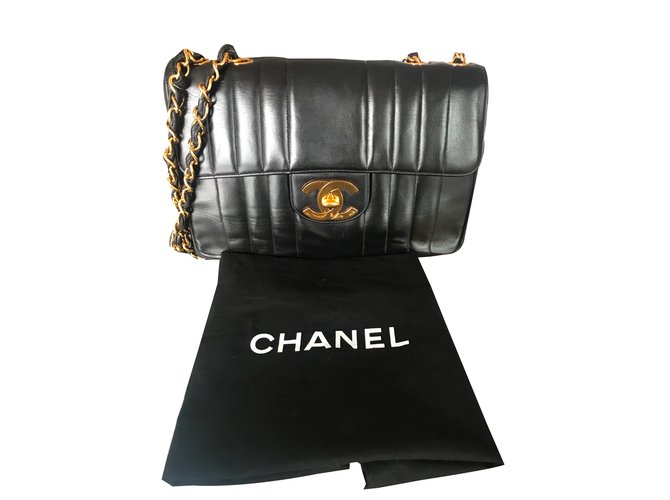 Chanel Bolsos de mano Negro Cuero  ref.61920