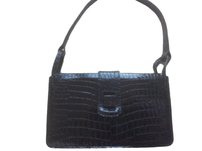 Autre Marque Handbags Black Leather  ref.62057