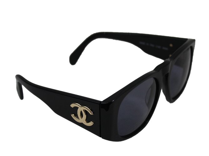 Chanel Oculos escuros Preto Plástico  ref.62108