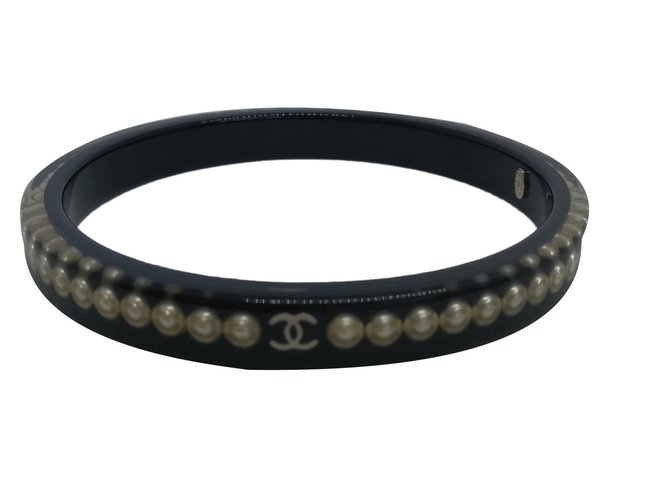 Chanel Pearl bracelet Black Resin  ref.62185