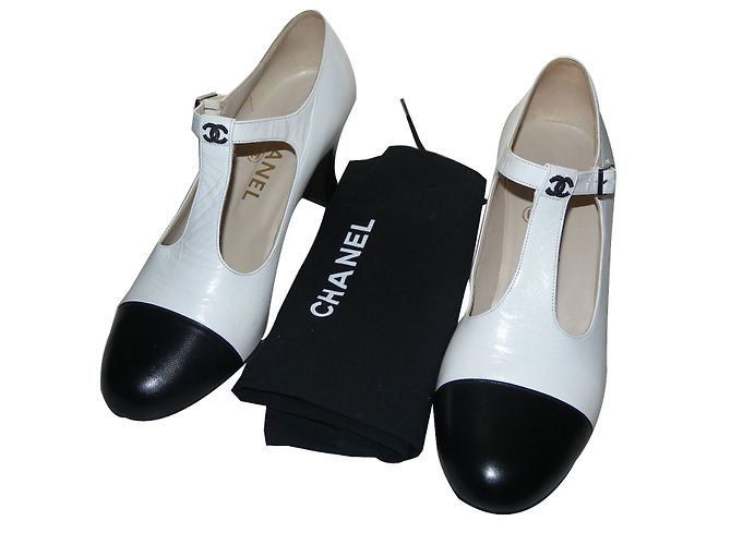 Chanel Heels Black White