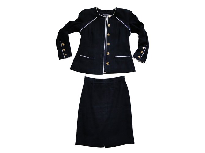 Chanel Skirt suit Navy blue Cotton  ref.62847