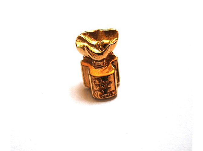 Oscar de la Renta Pins & brooches Golden Metal  ref.62874