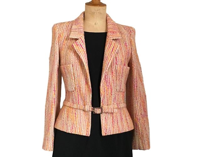 Chanel Chaquetas Beige