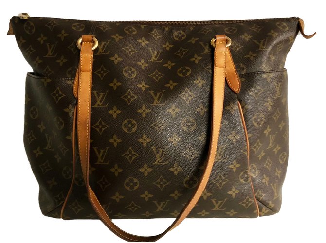 Louis Vuitton Totally GM Brown Leather Cloth  ref.63594