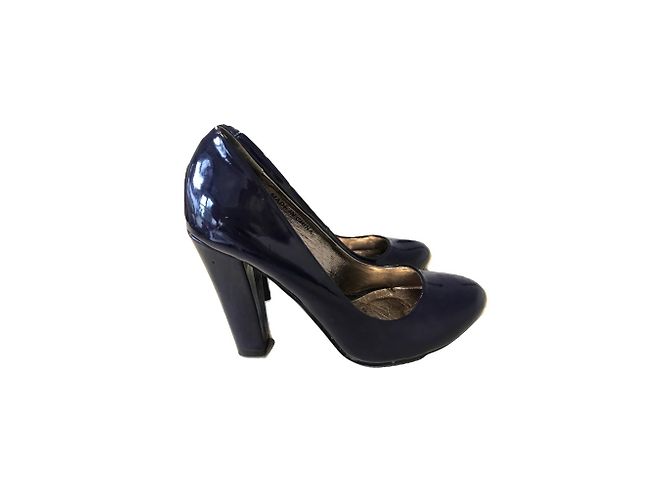 Carvela Tacchi Blu navy