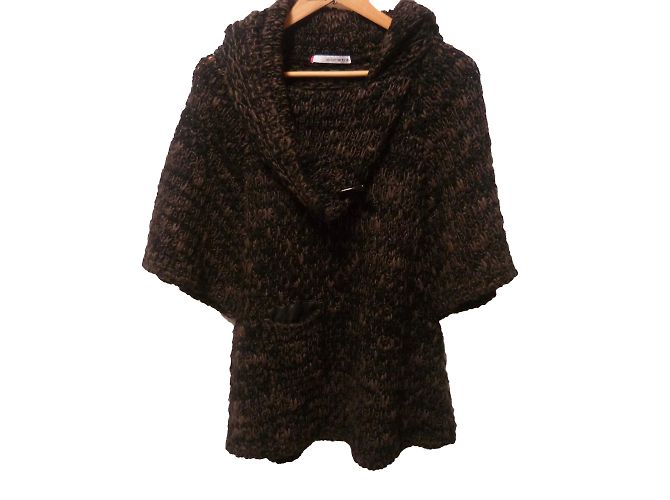 Autre Marque Alpaka Wollpullover schwarz und taupe 3/4 Ärmel Braun