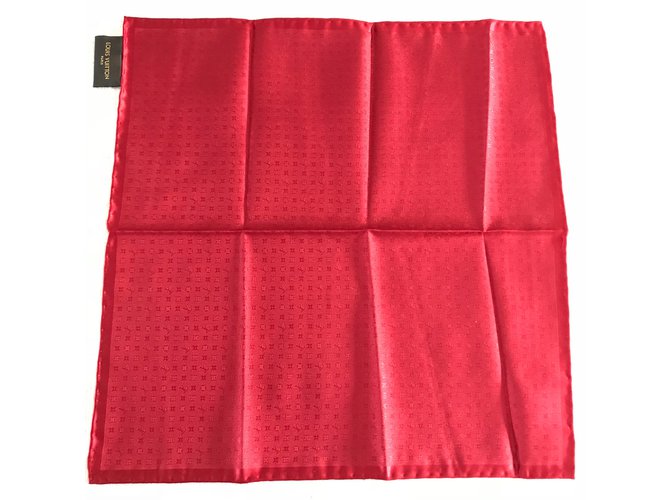 Louis Vuitton scarf Red Silk  ref.63699