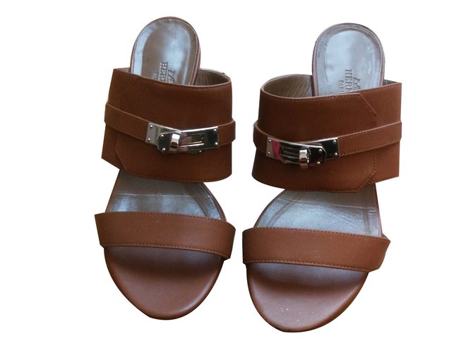Hermès Sandals Caramel Leather  ref.64247