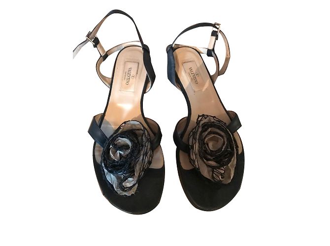 Sandali Valentino in pelle e seta nero beige