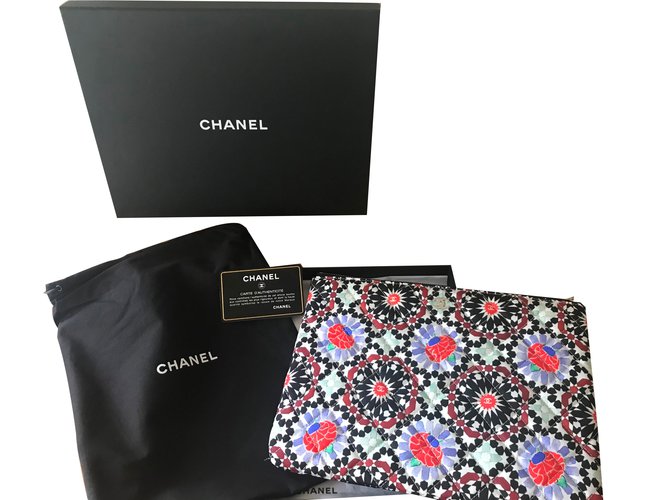 Chanel Bolsos de embrague Multicolor Algodón  ref.64370