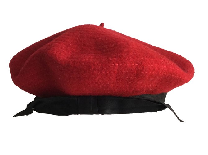 Chanel Chapéus Vermelho Lã  ref.64514