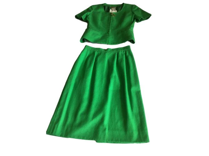 Céline Skirt suit Green Cotton  ref.64997