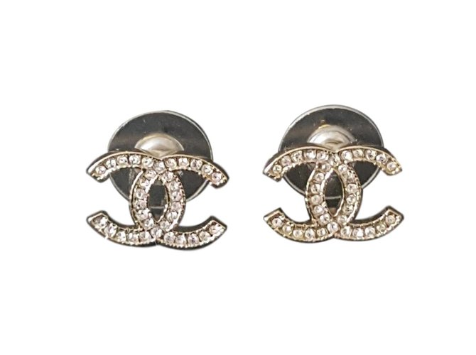 Chanel Earrings Golden Metal  ref.65300