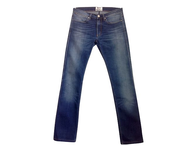 Acne Max Prince