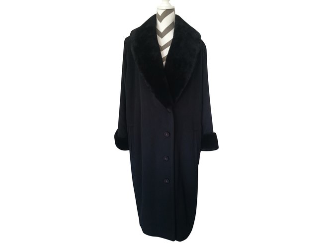 Yves Saint Laurent Coats, Outerwear Black Cashmere Wool Fur  ref.65562