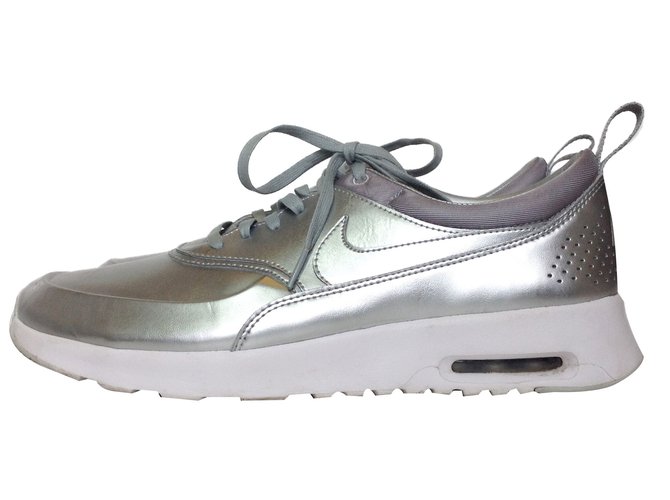 Nike air max thea Silvery Metallic Synthetic  ref.66166