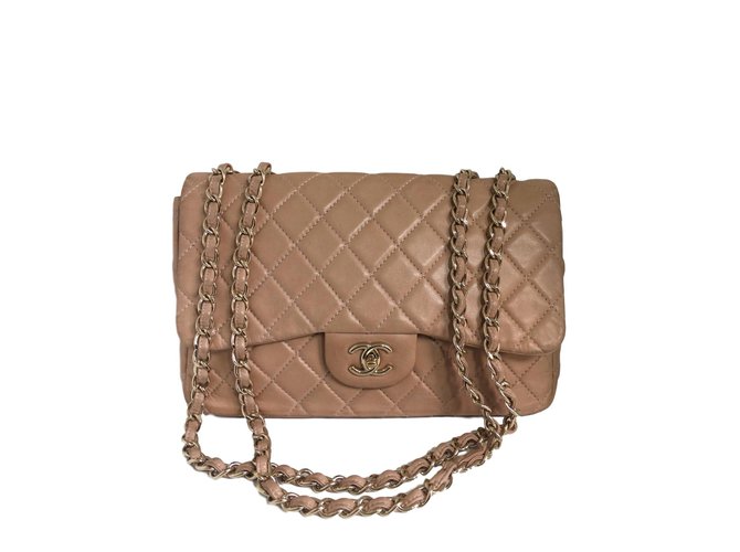 Timeless Chanel Bolsas Bege Couro  ref.66210