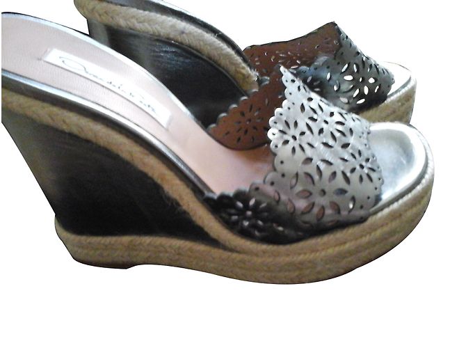 Mule con zeppa Oscar de la Renta in pelle bronzo