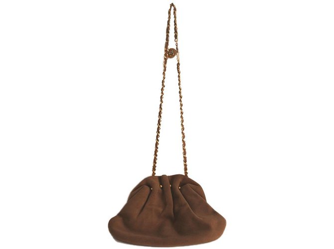 Chanel Handbags Beige Deerskin  ref.66452