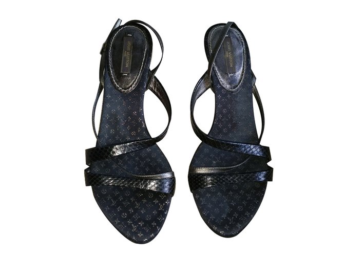 Louis Vuitton sandali Nero Pelli esotiche  ref.66468