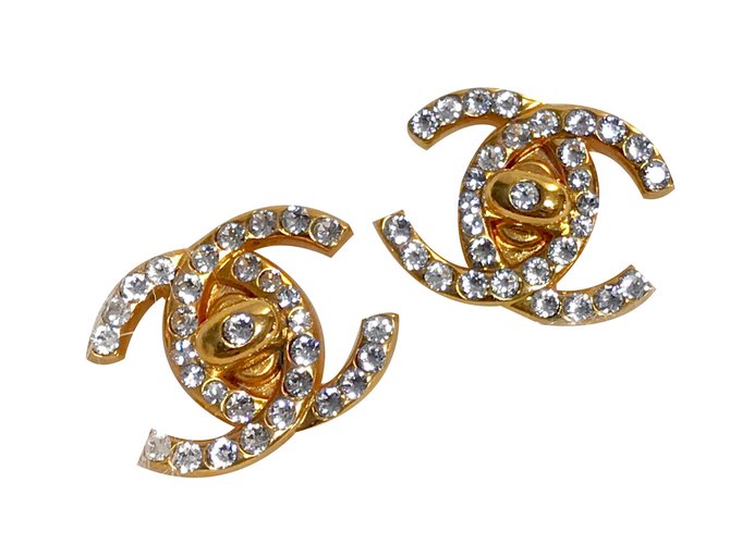 Chanel Clip-on Earrings Golden Metal  ref.66542