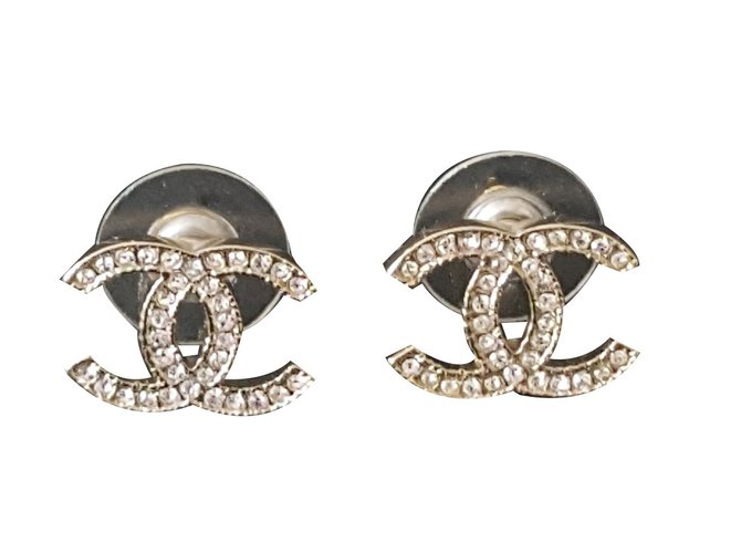 Chanel Earrings Golden Metal  ref.66830