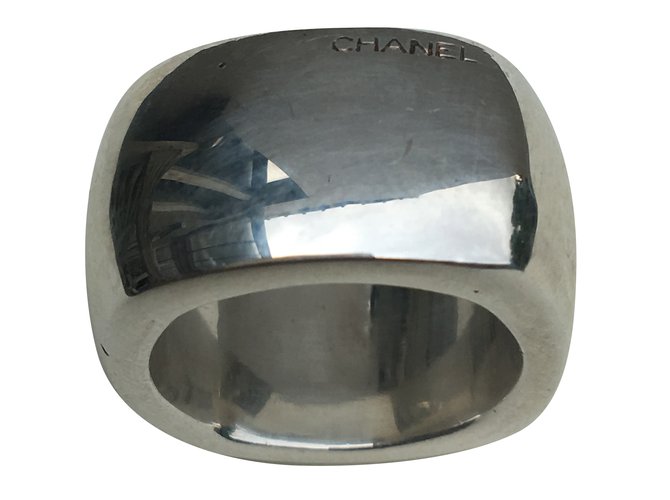 Chanel Silver ring Silvery  ref.67156