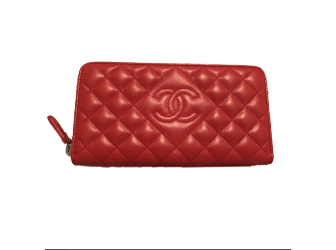 Chanel Purses, wallets, cases Red Lambskin  ref.67259