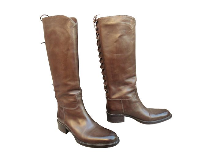 Botas de montaria Sartore em couro marrom