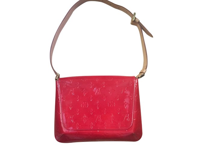 Louis Vuitton Handtaschen Rot Lackleder  ref.67638