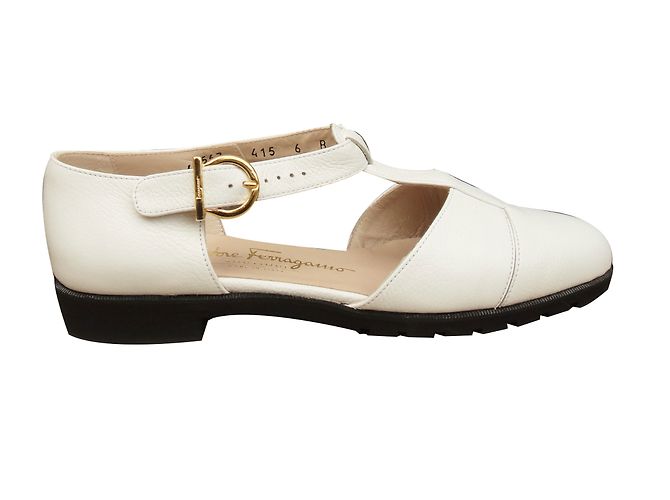 Sandali Salvatore Ferragamo in pelle bianca granulata Bianco