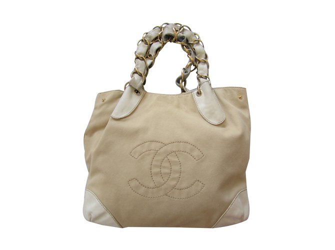 Chanel Handbags Beige Cream Leather Cloth Chain  ref.67833