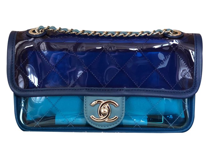 Chanel Bolsa de PVC para pista Azul Plástico  ref.67990