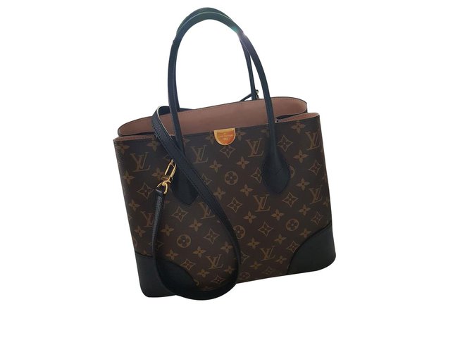 Louis Vuitton Flandrin Light brown Leather Cloth ref.68169 - Joli