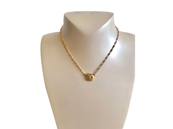 Chanel Vintage Necklace Golden Metal  ref.68497