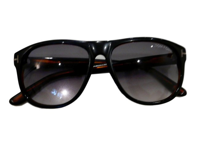 Tom Ford Gafas de sol Negro Plástico  ref.68843