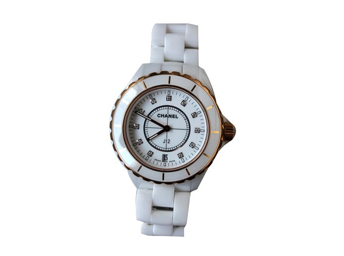 Chanel J12 White Ceramic ref.68871 - Joli Closet