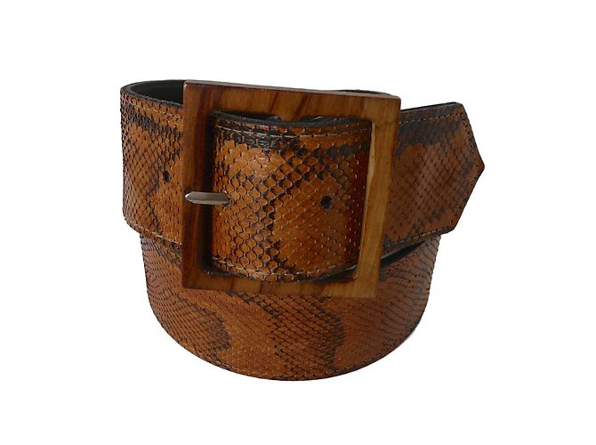 Autre Marque Python leather belt with wooden buckle caramel
