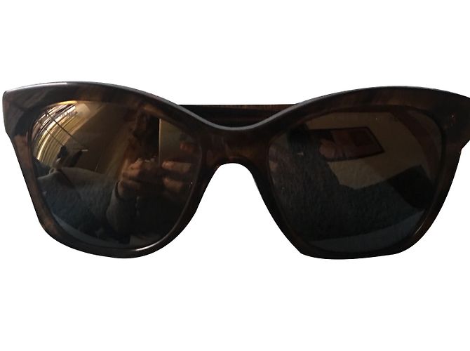 Gafas de sol Chanel marrón oscuro plástico