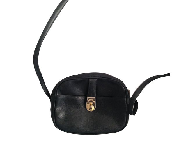 Lancel Handbag Black Leather  ref.68984