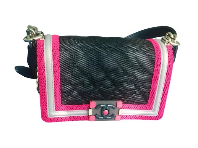 Le Boy Bolsa de mão Chanel Boy Azul Marinho em tecido