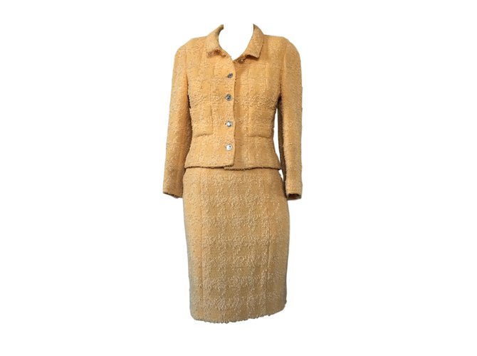 Chanel Skirt suit Peach Silk Wool  ref.69215