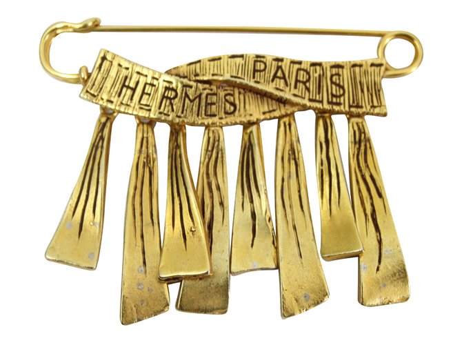 Hermès Pins & brooches Golden Metal  ref.69237